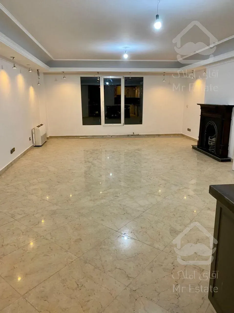 ۱۵۵متر/آپارتمان/قلب سعادت آباد