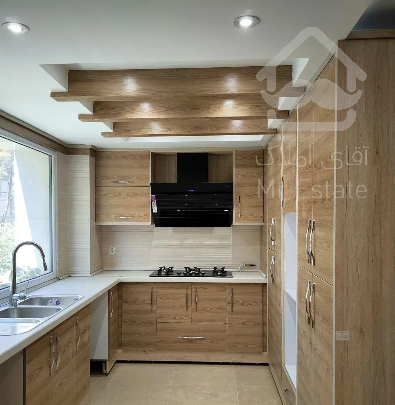 آپارتمان ۱۱۸ متر * ۳ خواب *      «فرعی دنج و مشجر»