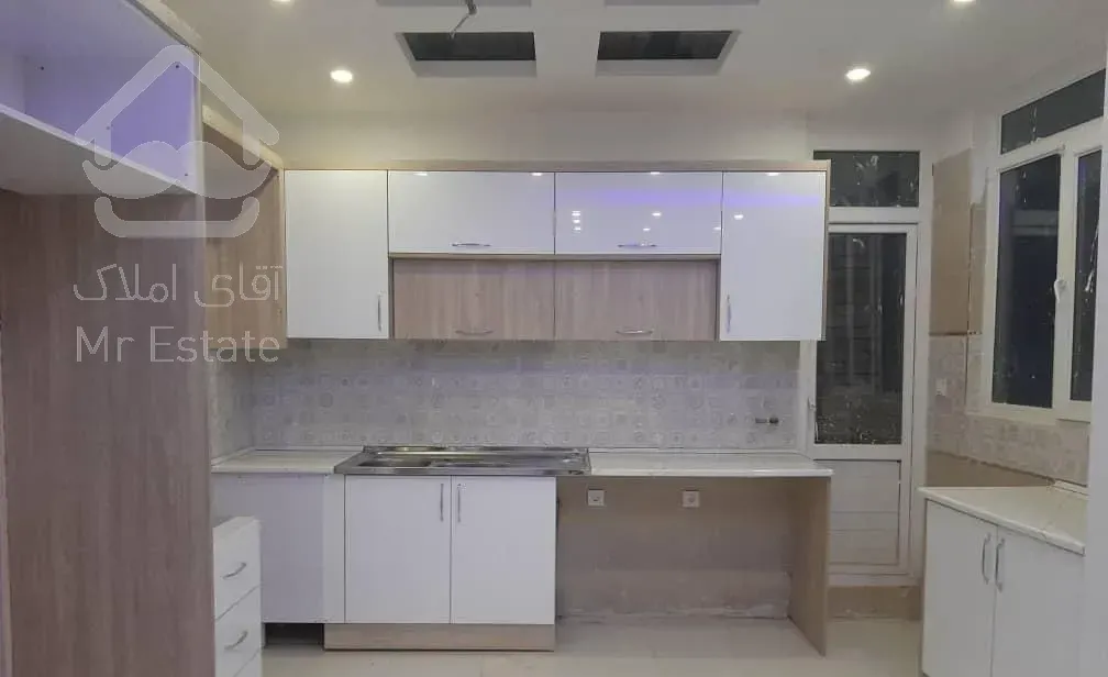 ۷۰ متر شیک زوج پسند غرق نور