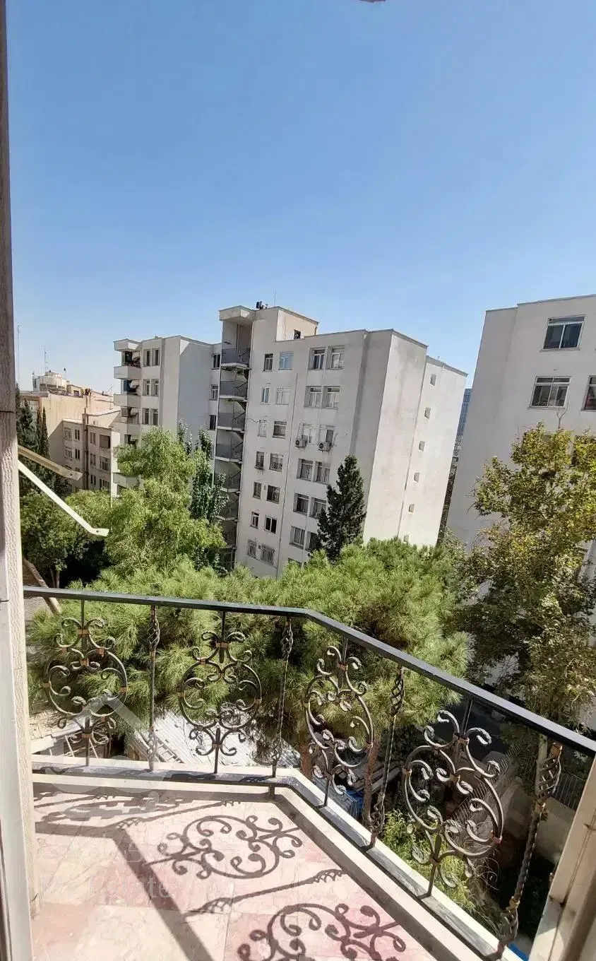 میرداماد* ۱۰۰ متر ۲خواب، فول امکانات (بازسازی شده)