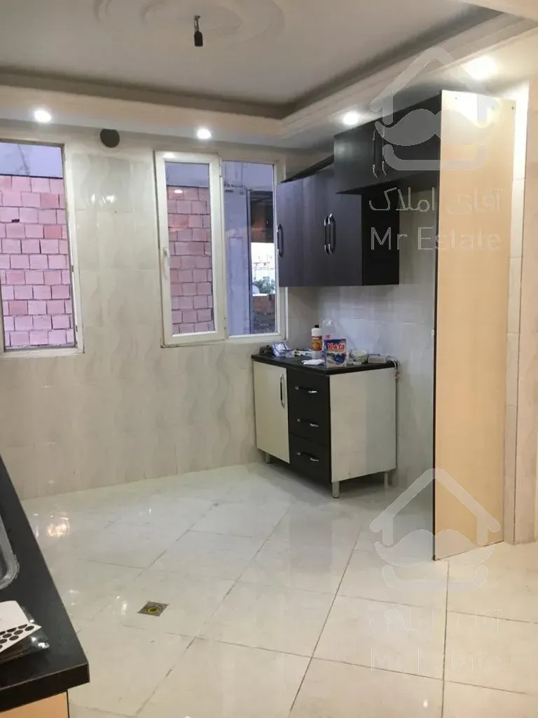 اپارتمان۶۰متری ۲خواب ، وام دار، قابل رهن، خوش نقش، لوکیشن عالی