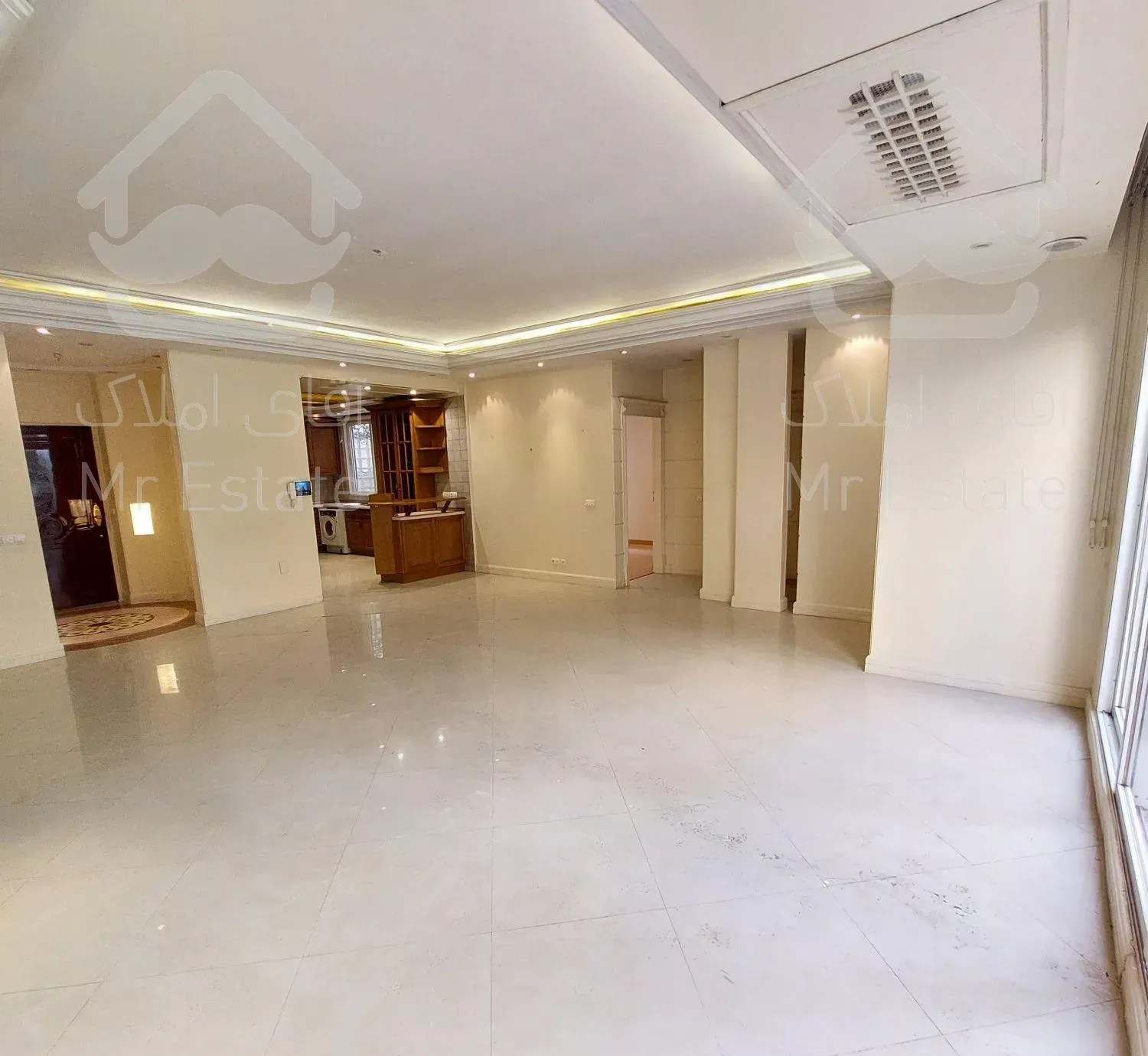 آپارتمان 130 متر دو خواب بازسازی شده