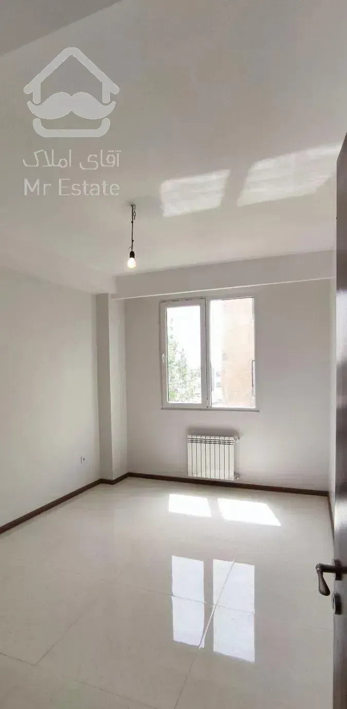 ۱۷۶متر ، تک واحدی نوساز ، ۲ پارکینگ