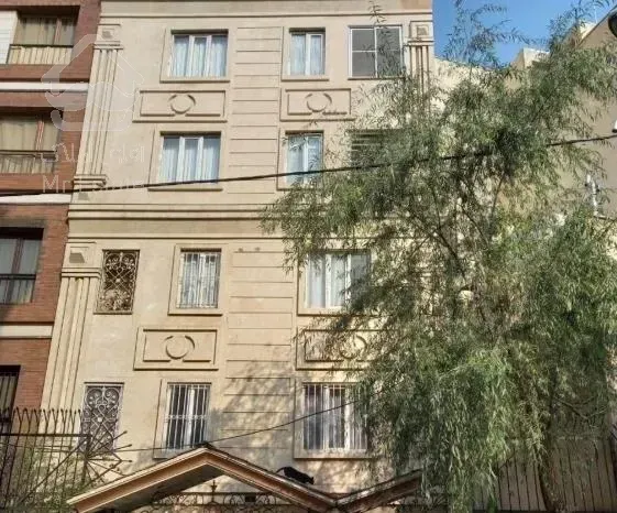 ۶۵ متر ۱۰ ساله واقعی فول امکانات *بدون مشابه*