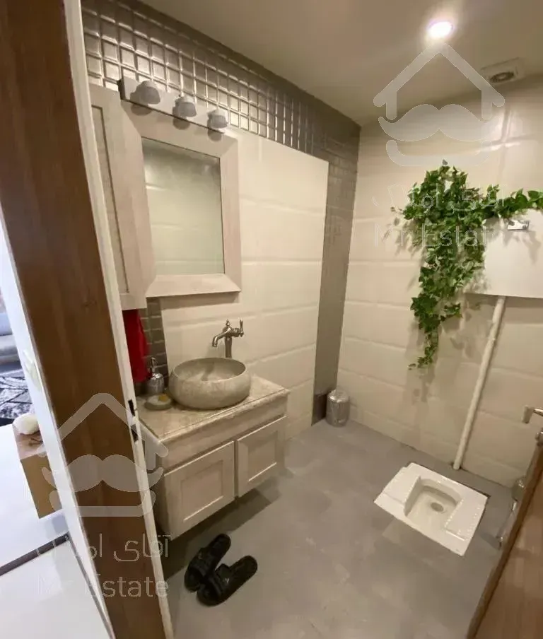 ۱۲۰ متر ،۳ خواب ، ۲ پارکینگ سندی ، ۲ لابی وآسانسور