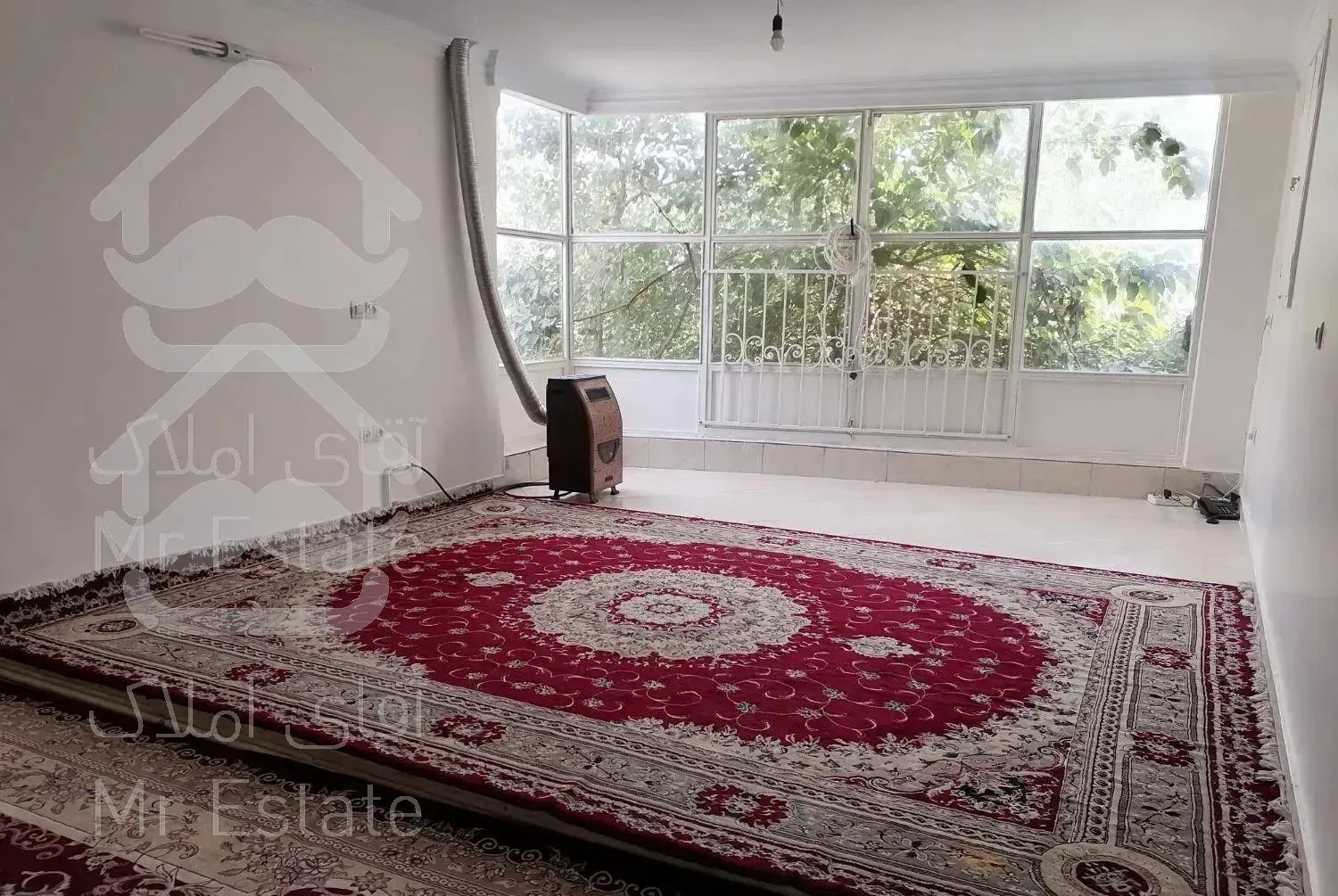 آپارتمان تمیز وبازسازی شده