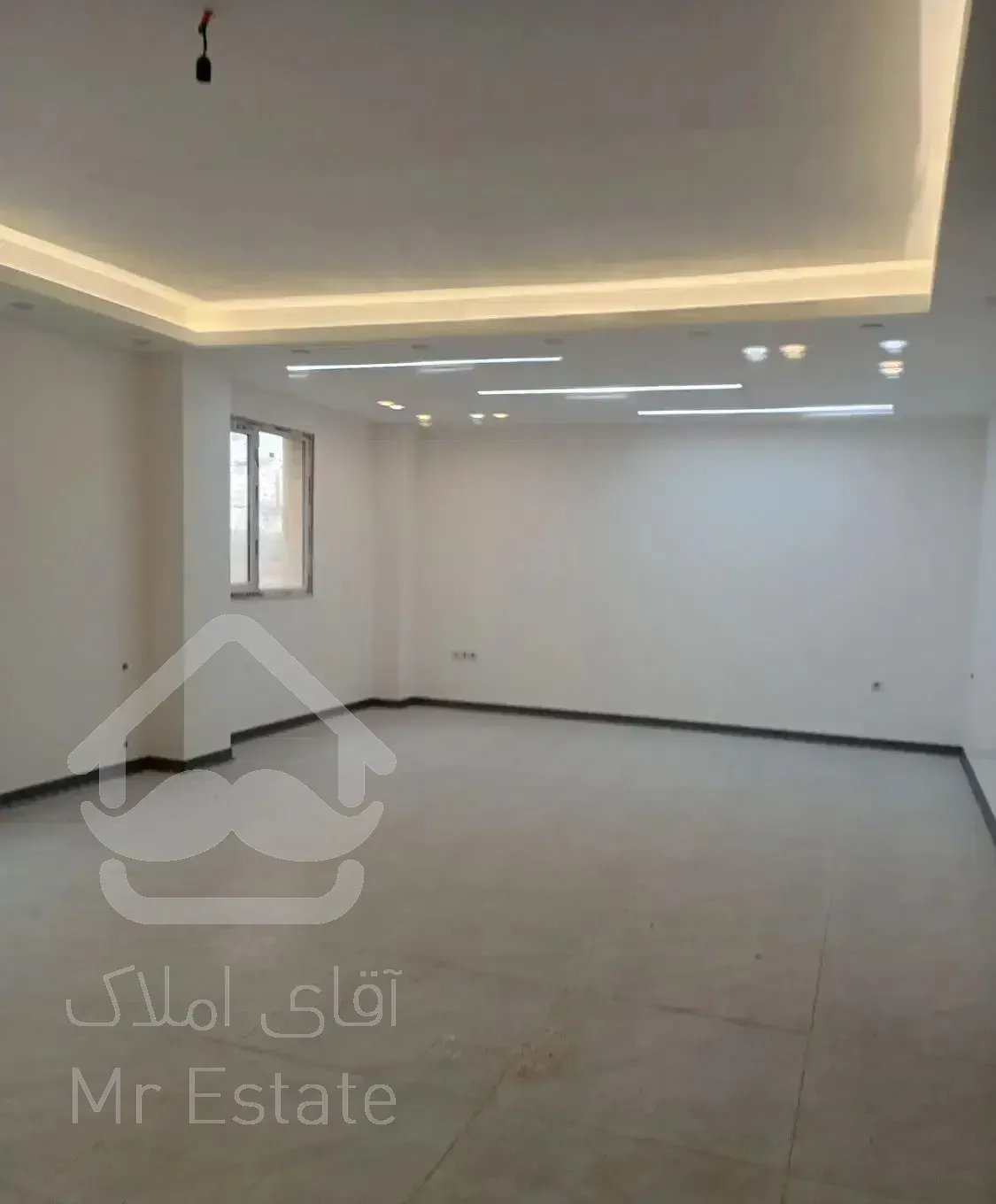 آپارتمان ۱۳۰ متری سه خواب