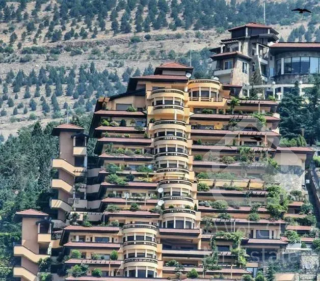 ۷۶۰ متر اپارتمان ژورنالی تراس قابل چیدمان اصطلک