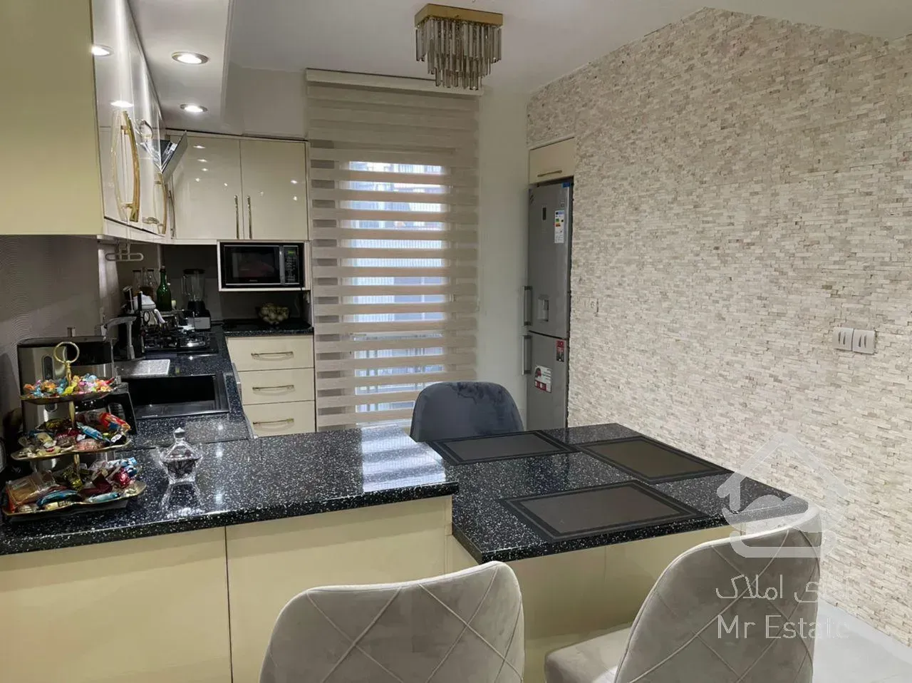 فروش آپارتمان فرشته 110  متر لوکس