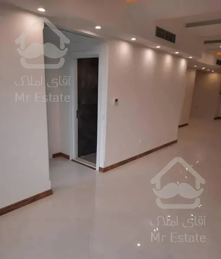 آپارتمان نوساز واقع در نوبنیاد کوهستان سوم