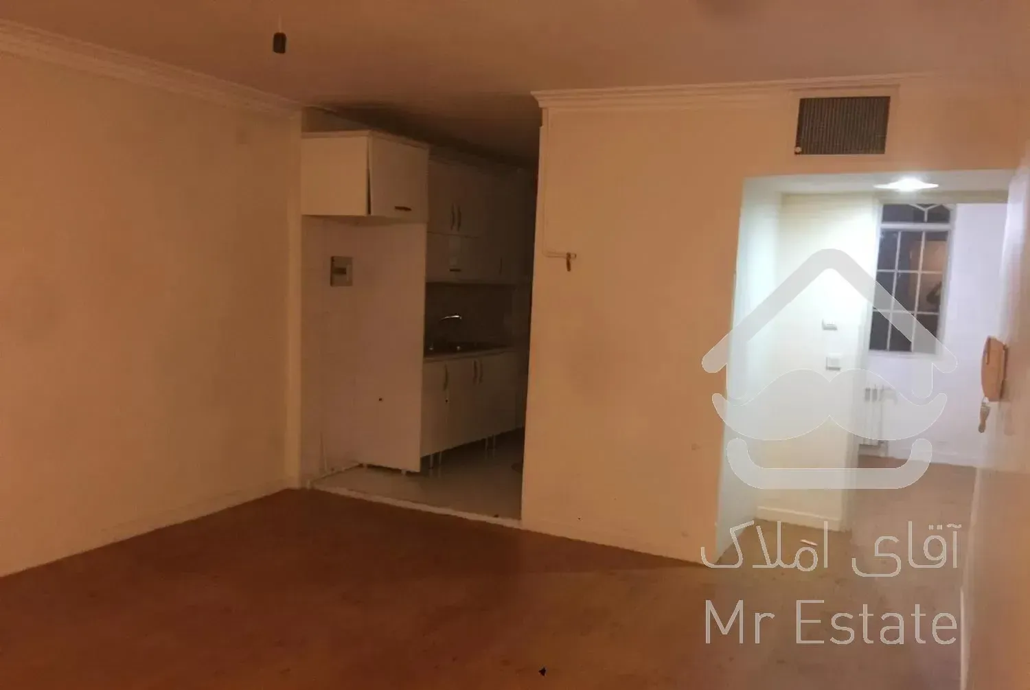 شمال فاطمی.کاج ۶۵ متر ۲ خوابه بازسازی شده