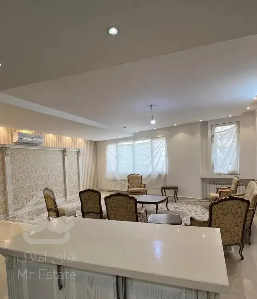 ۱۳۰ متر ۲ خوابه سنددار رو به نما/غرق نور/نزدیک حرم