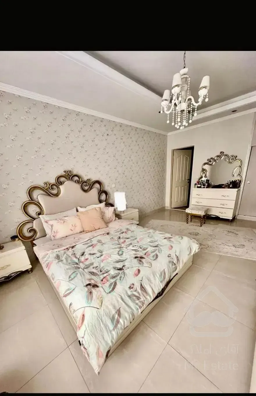 130 متر ۳ خواب لارستان