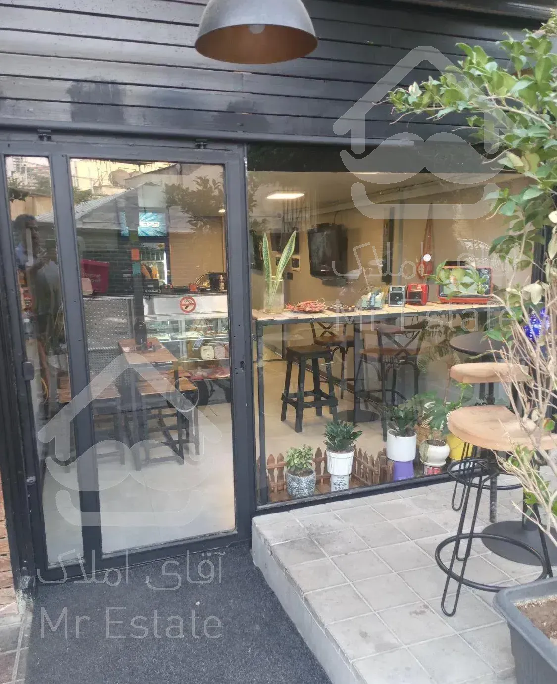 مغازه ۱۹مترکف ۱۷متربالکن