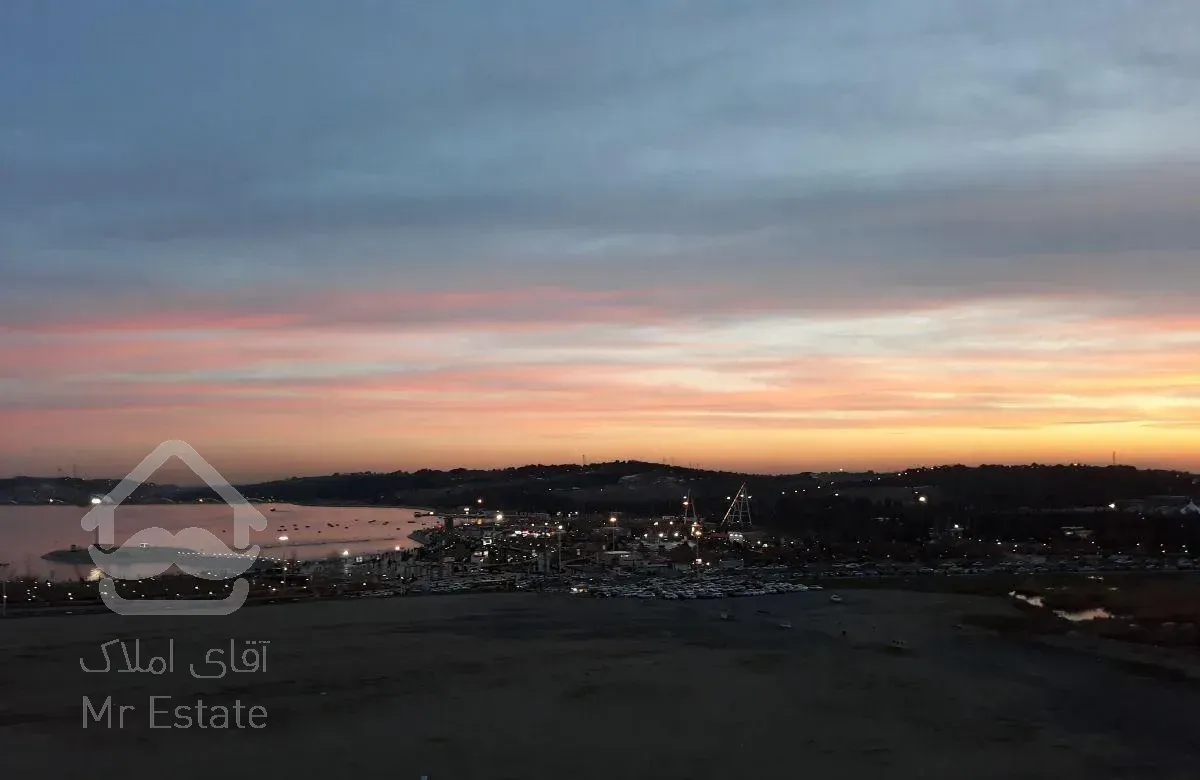 آپارتمان ۹۸ متر دو خواب در  لوکیشن