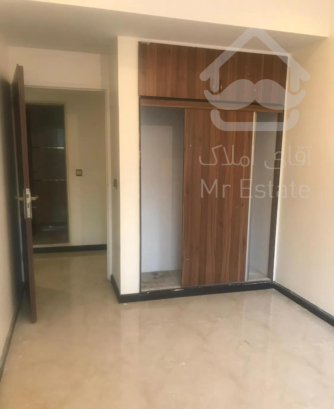 ۱۱۵ متر فول امکانات ، بلوار اکبری