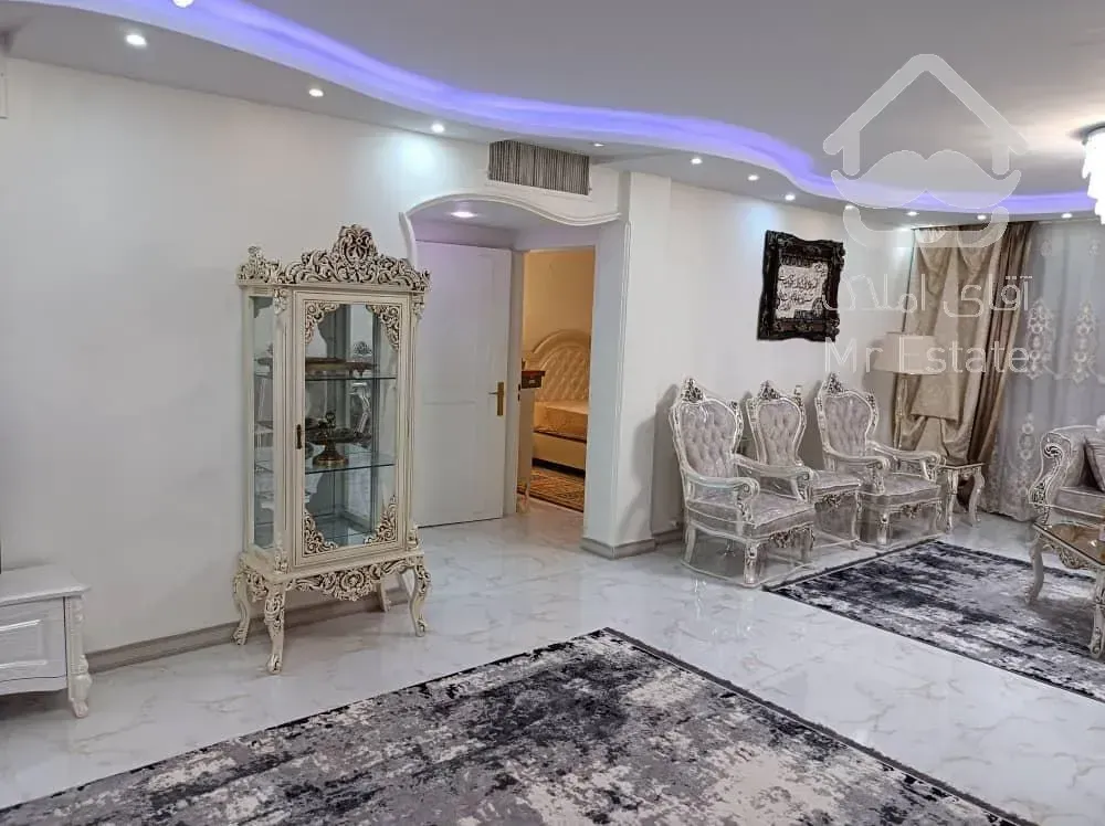 آپارتمان مبله ۱۱۰ متری واقع در سعادت آباد