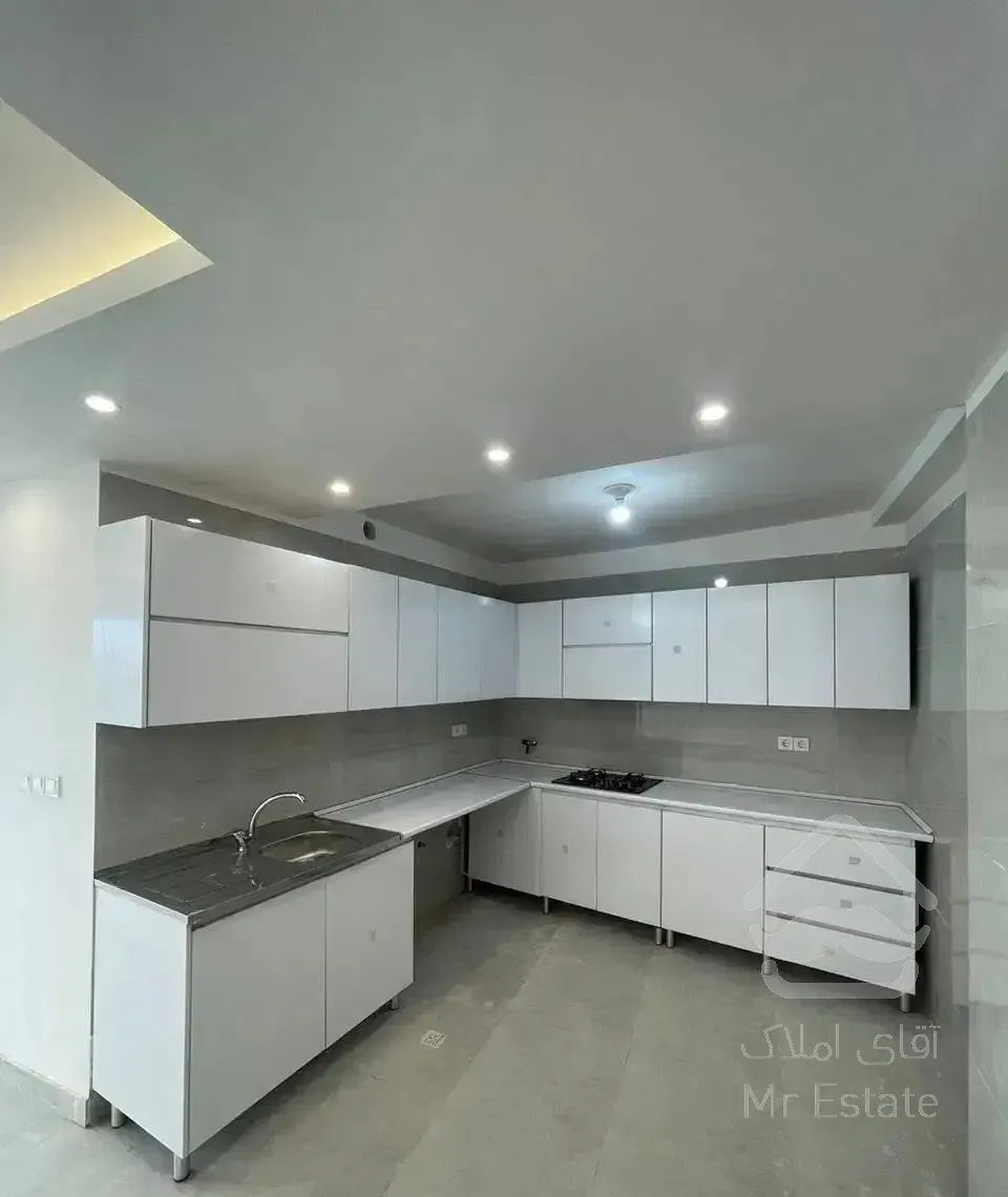 آپارتمان نوساز۹۰ متری/ طالقانی لمتر/ طبقه دوم