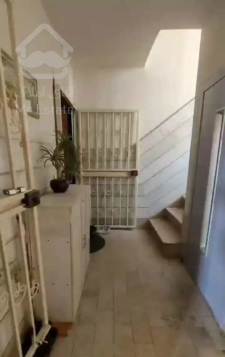 اباذر مقداد ۱۰۴ متر کم واحد سالن پرده خور آفتابگیر