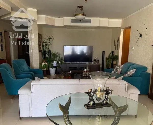 **کامرانیه شمالی ۲۰۰ متر ۳ خواب**