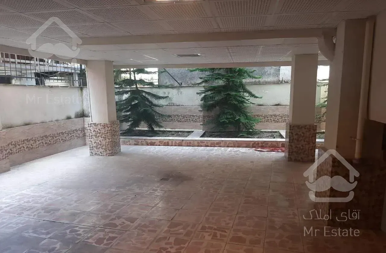 ۹۸ متر،تک واحدی،حزین