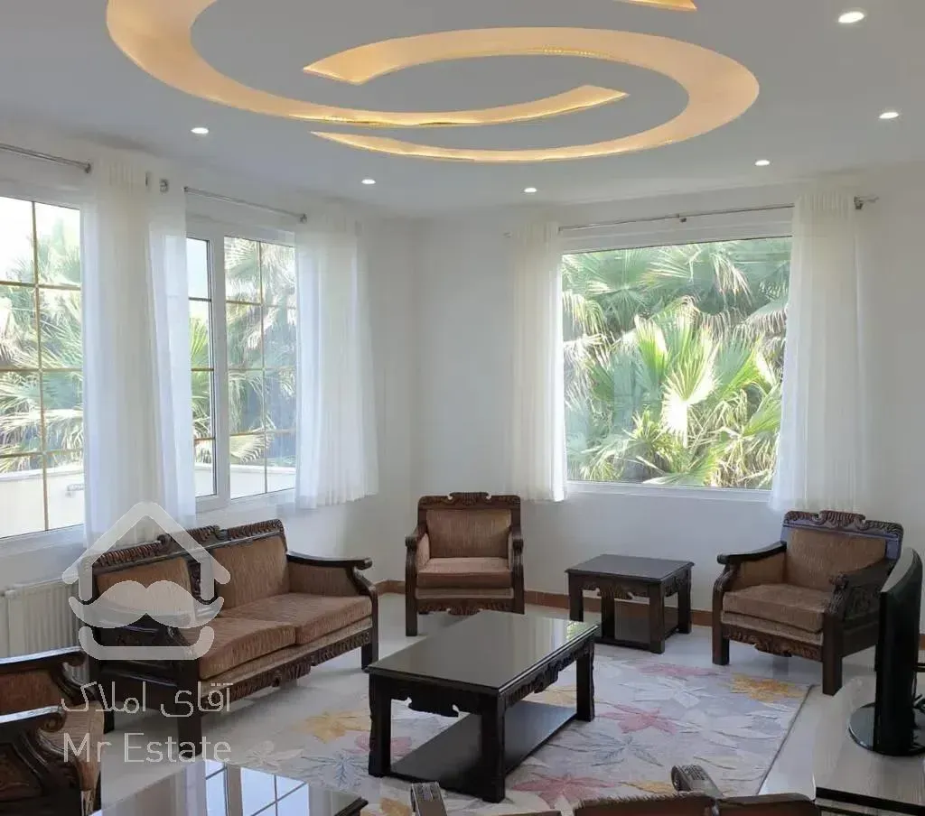 تریبلکس ۳خواب نوساز فول مبله روفدار