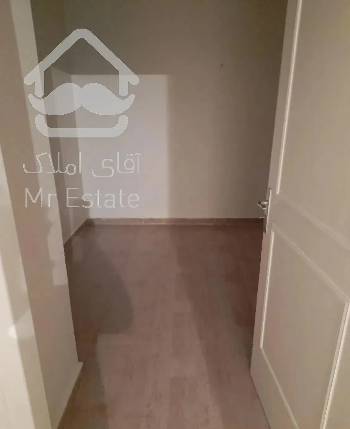 ۱۲۳متر سه خواب قرارداد با نظر مستاجر