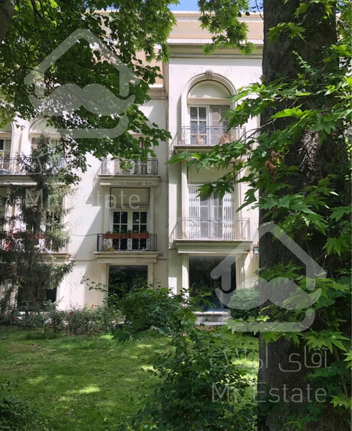 الهیه ، آپارتمان ویلا ۲۸۵ متر اصیل ۲۰ متر تراس