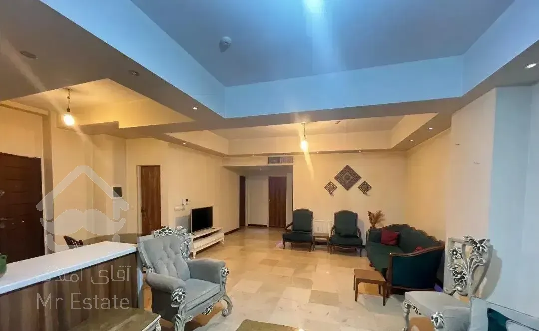 125متر/3خواب/فول امکانات/خوش نقشه/در بهنام