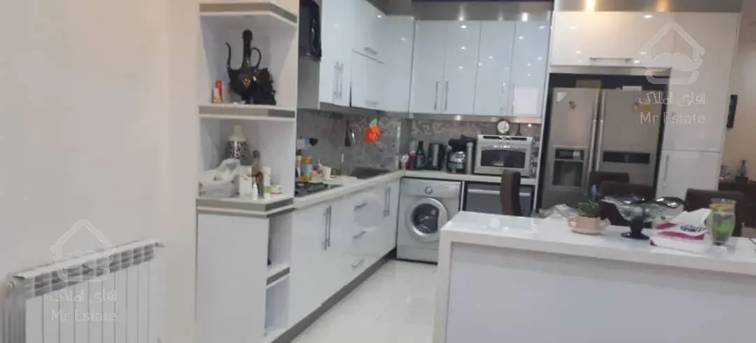 آپارتمان ۱۰۰ متری پیروزی