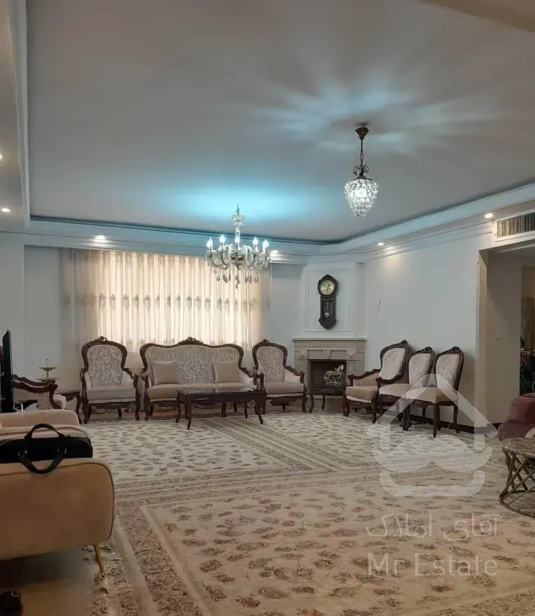 ۱۲۶ متر ۳خواب فول امکانات بازسازی (اباذر)