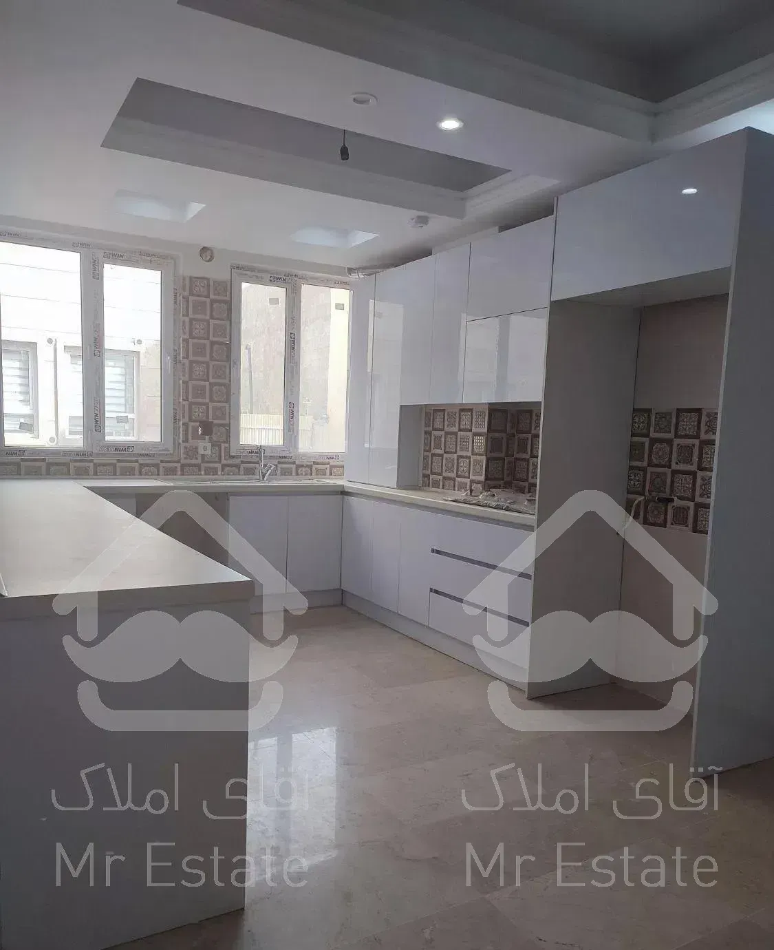 ۱۲۴متری ۳ خوابه غرق نور