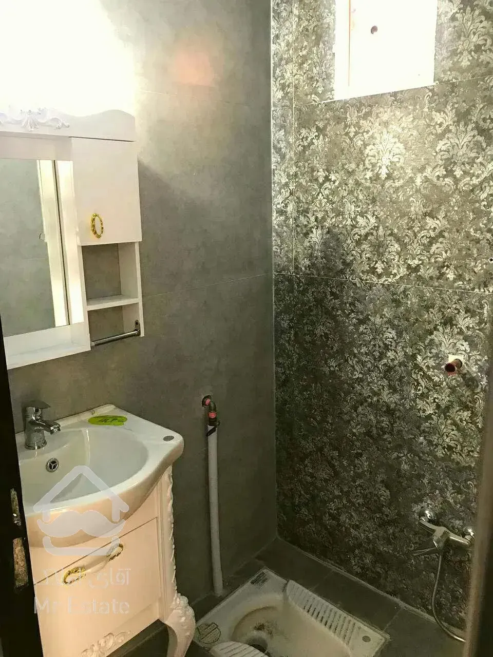 همکف نمامدرن / سنددار / جاده جنگلی نور