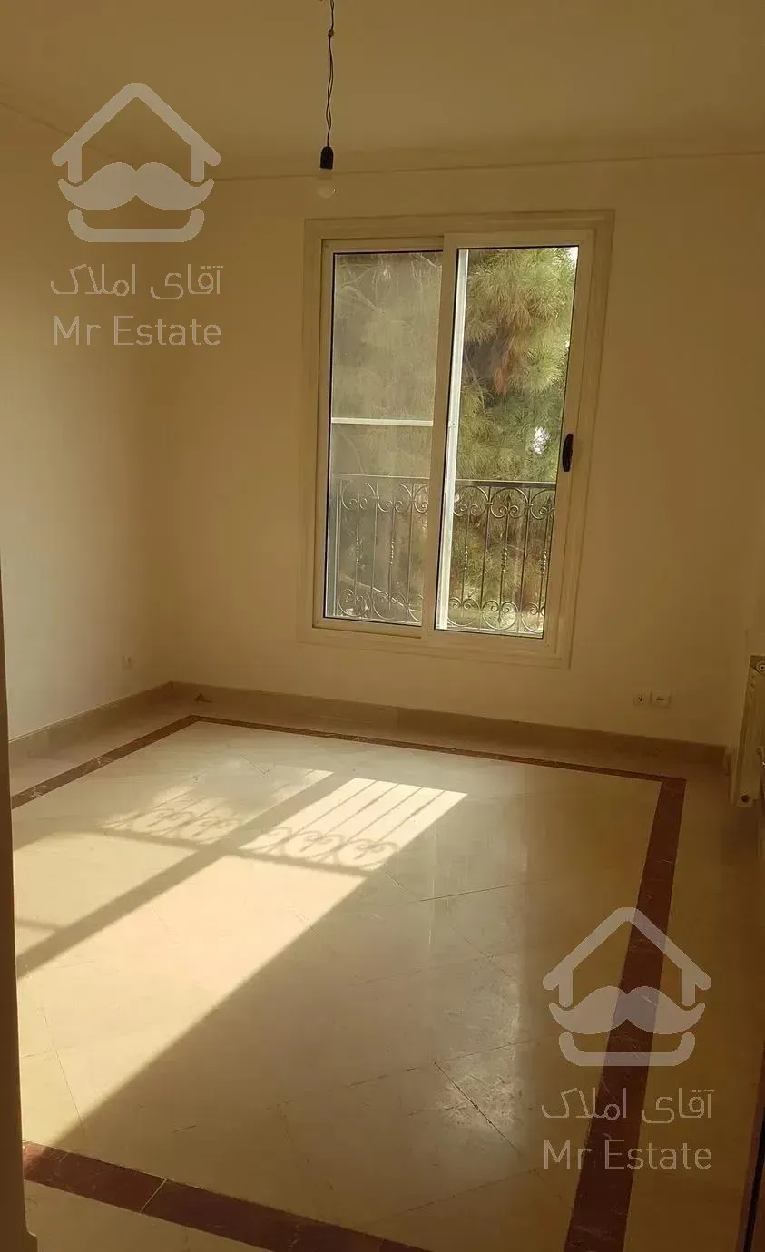 اندرزگو ۱۵۰ متر خوش نقشه