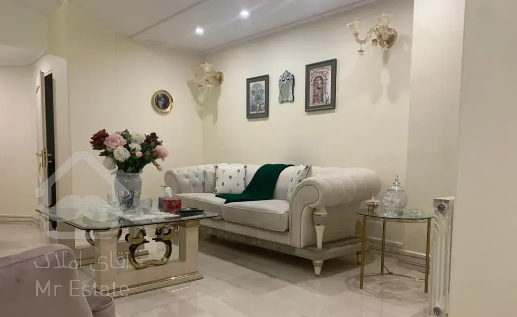 ۱۵۷ متر۲ خوابه در فرمانیه شرقی تکواحدی