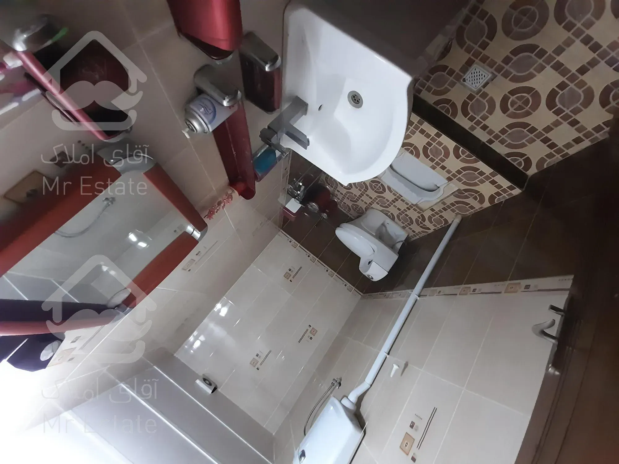 خانه سه طبقه