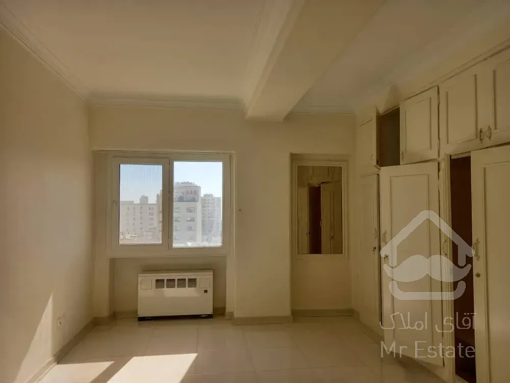 اجاره 195 متر آجودانیه