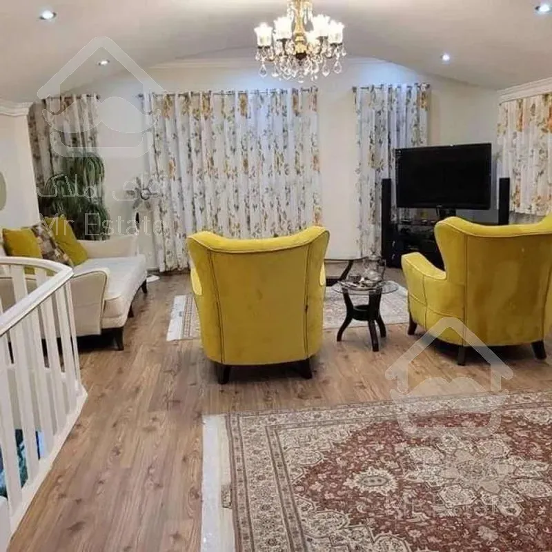 ویلا 891 متر تریبلکس_ استخردار _ خوش نقشه