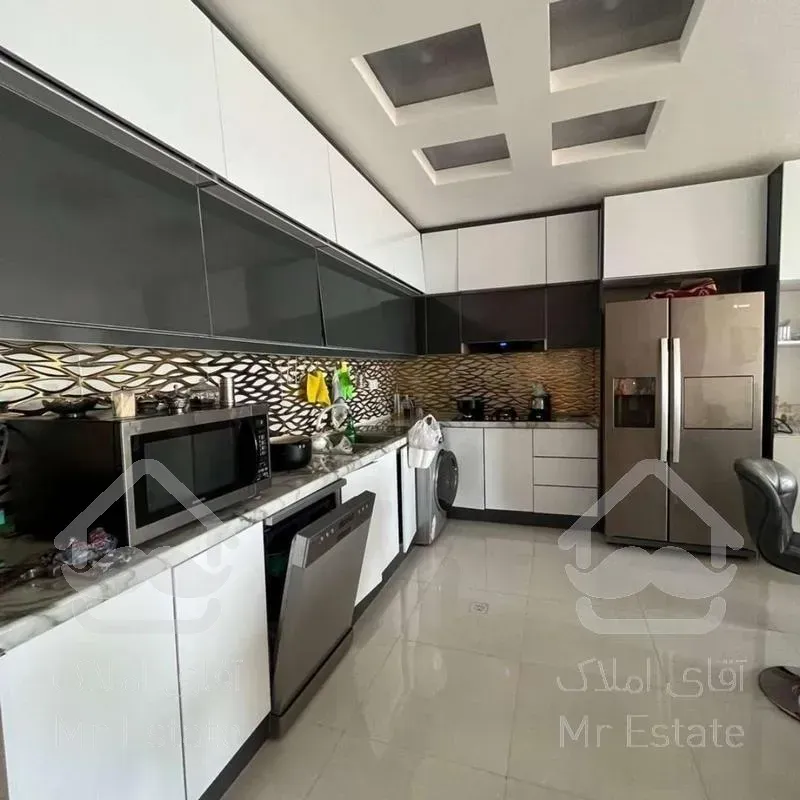 آپارتمان 128 متر د2خواب_ ویو دریا_ مناسب سرمایه گذاری