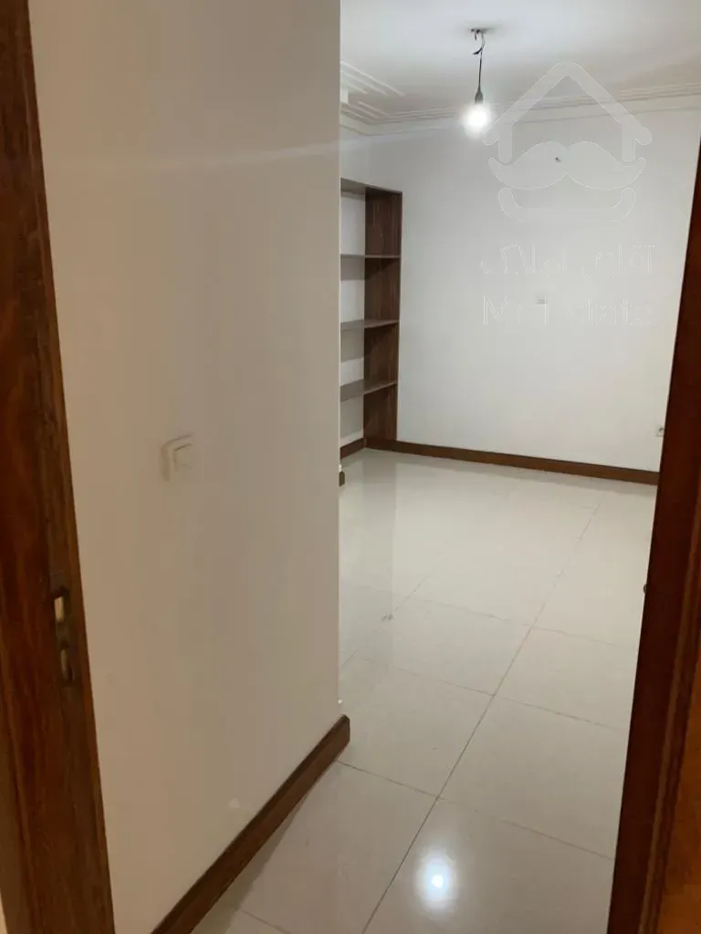 فروش 220 متر مسکونی پاسداران