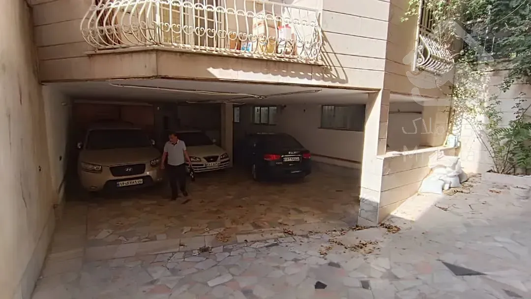 160  متر مستغلات کلنگی ۲بر حکمت