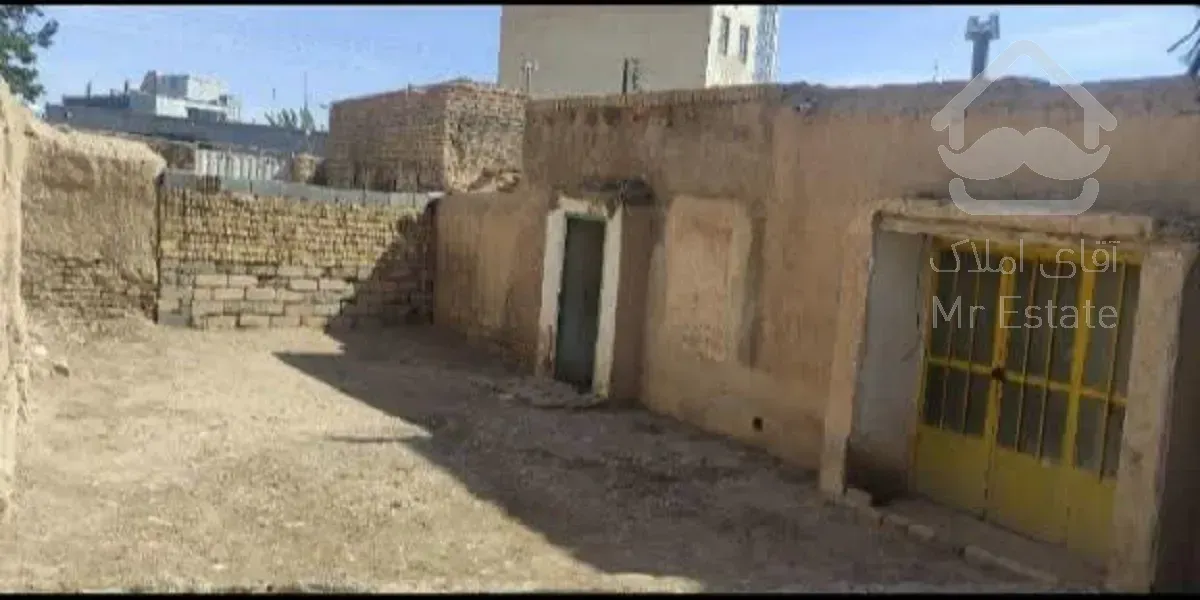 365 متر زمین دو نبش راه آهن شاهرود