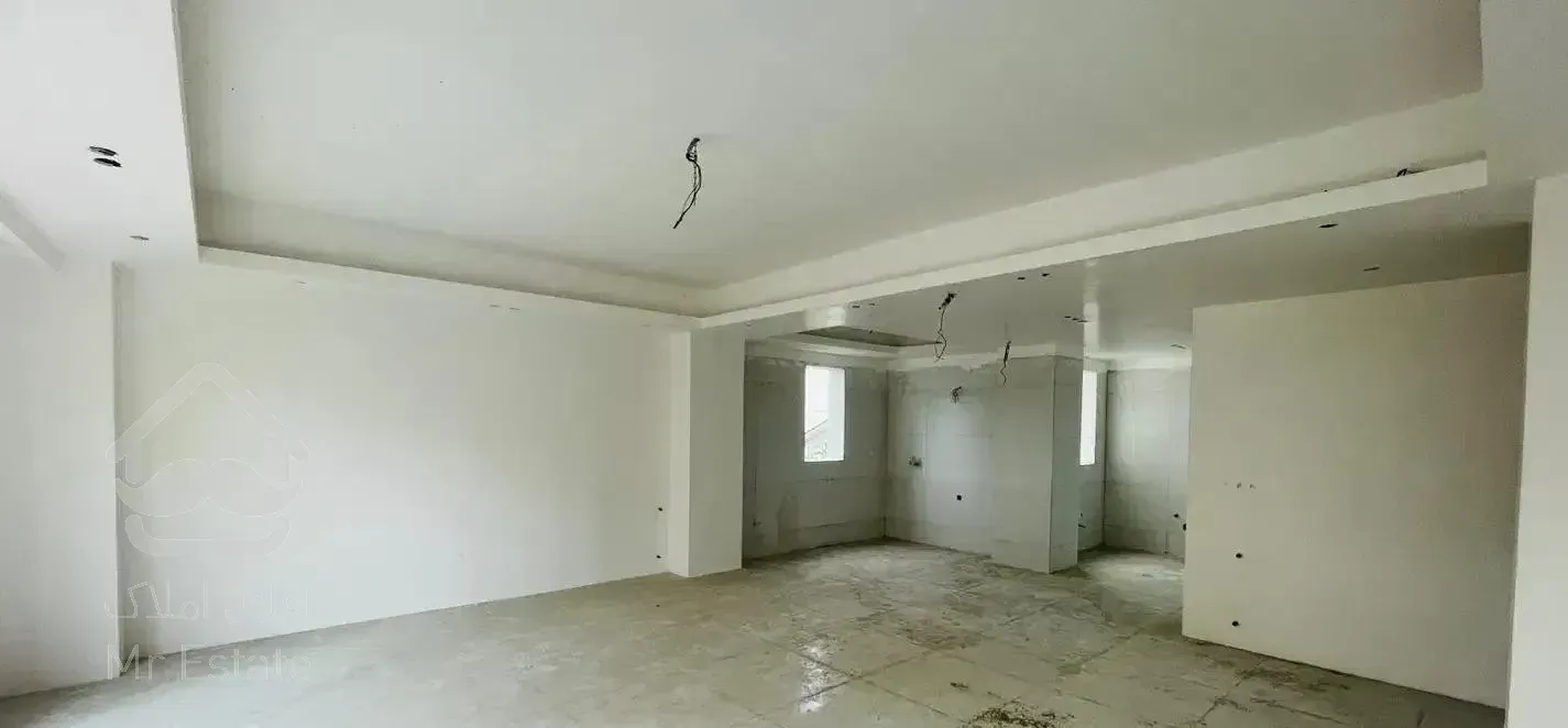 آپارتمان ۱۰۱ متری لوکیشن عالی در رادیودریا