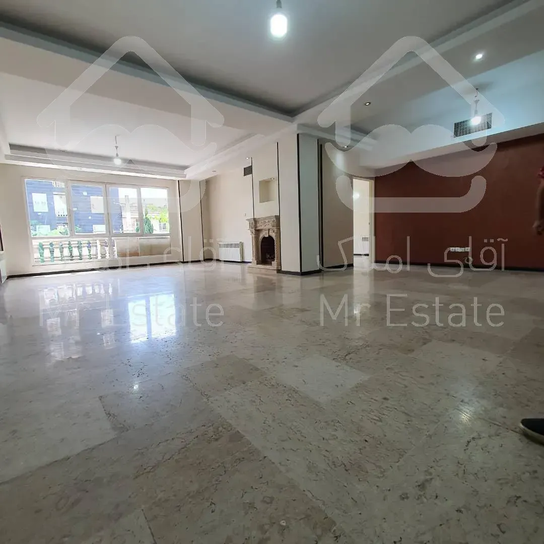 ۱۶۲متر۳خواب سالن پرده خور