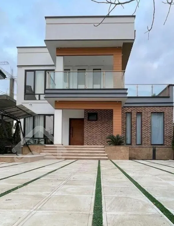 ویلا ۳۴۰ متری در قلب رامسر/مبله و غیر مبله