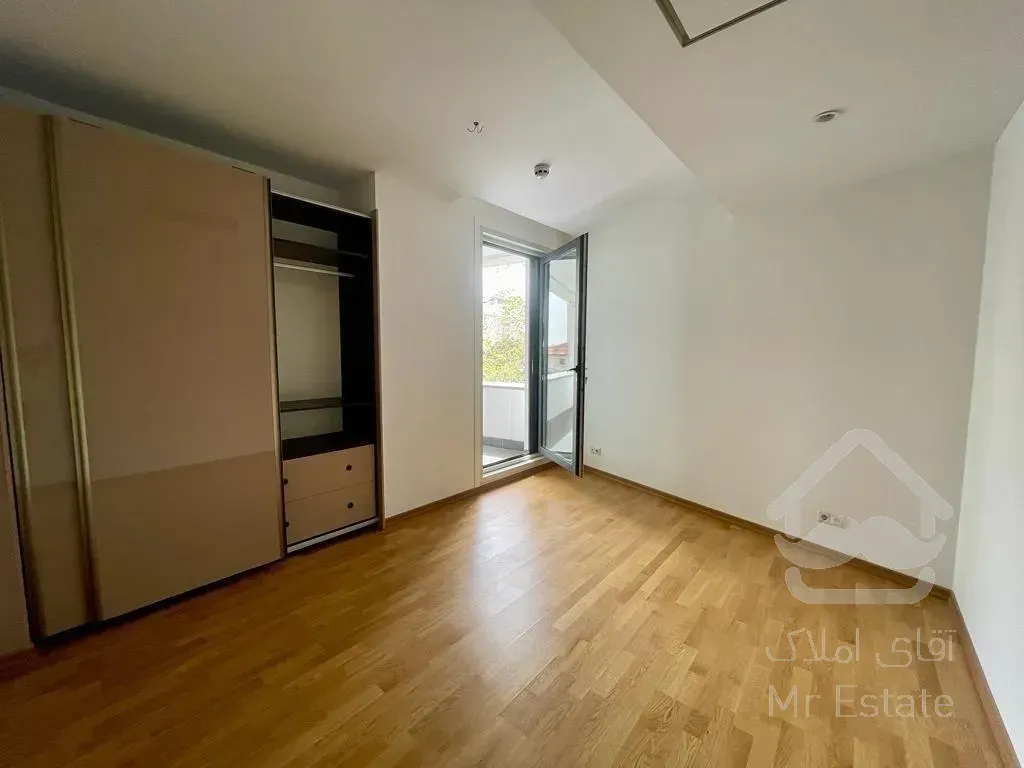 فروش اپارتمان 240متری زعفرانیه