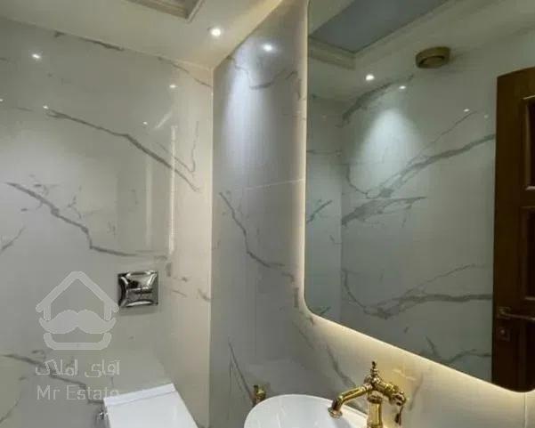 ۱۰۵ متر دو خواب کلید نخورده دو پارکینگ سندی