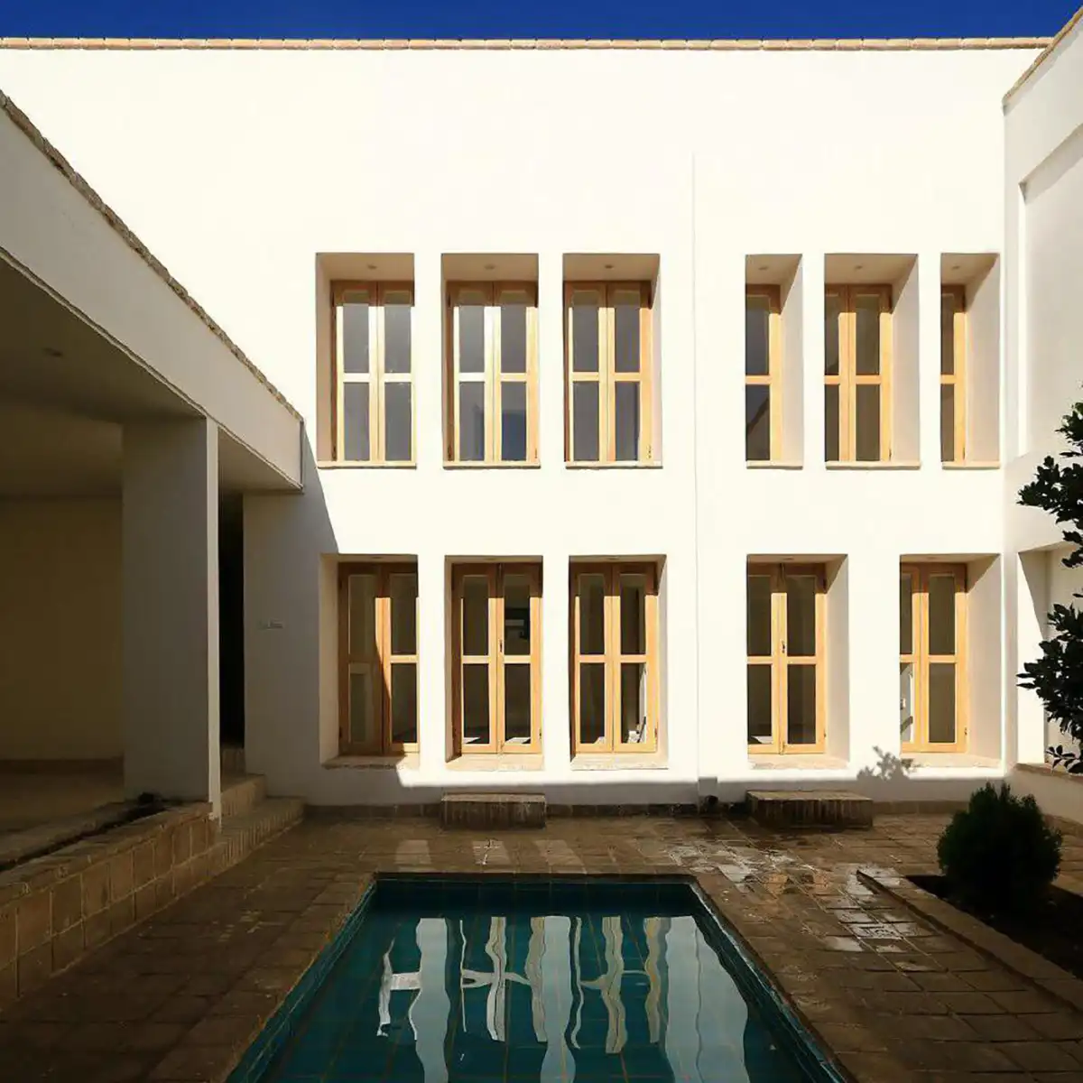 houseImg