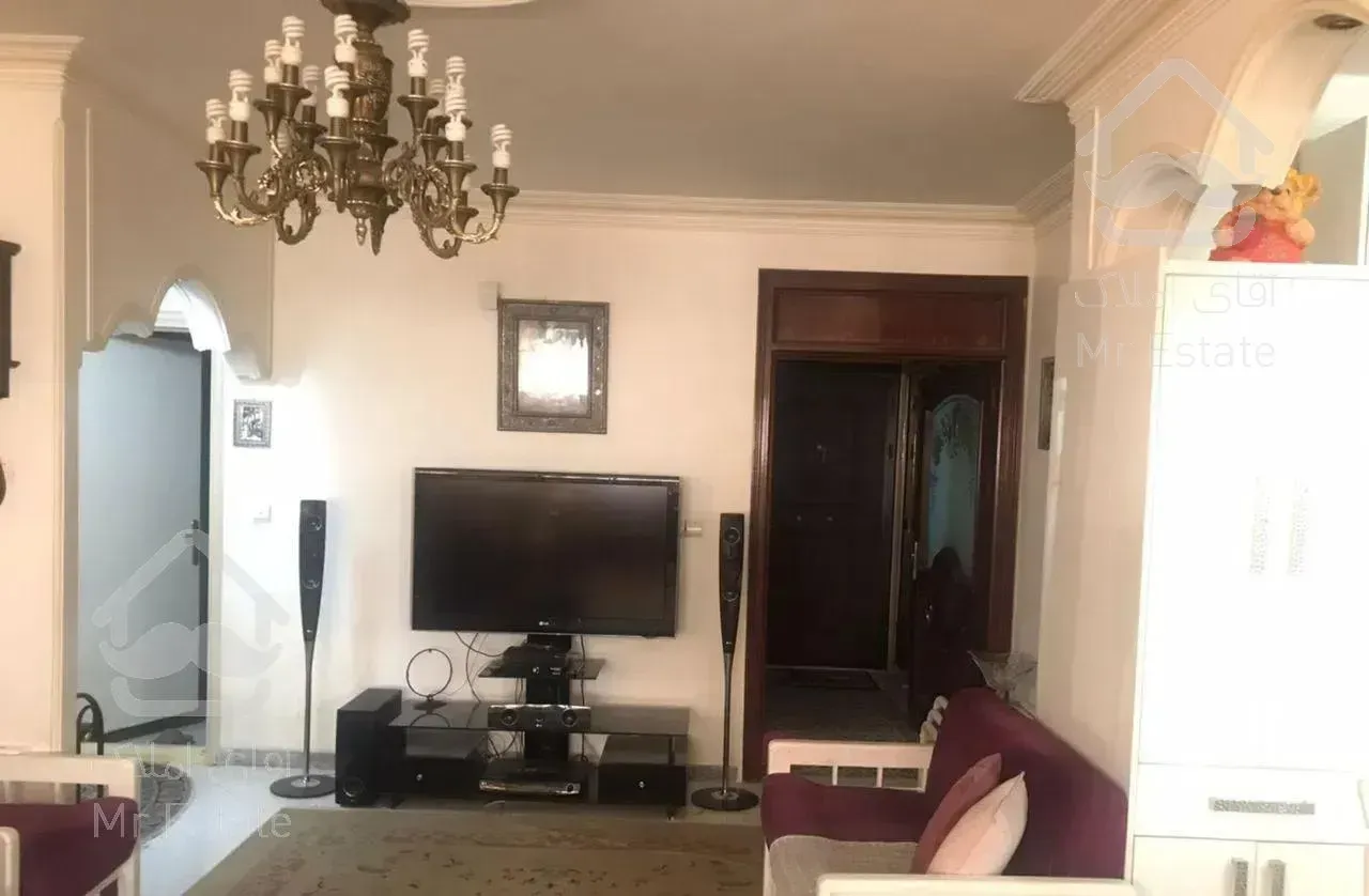 ۱۲۵ متر ۲ خوابه  غرق نور