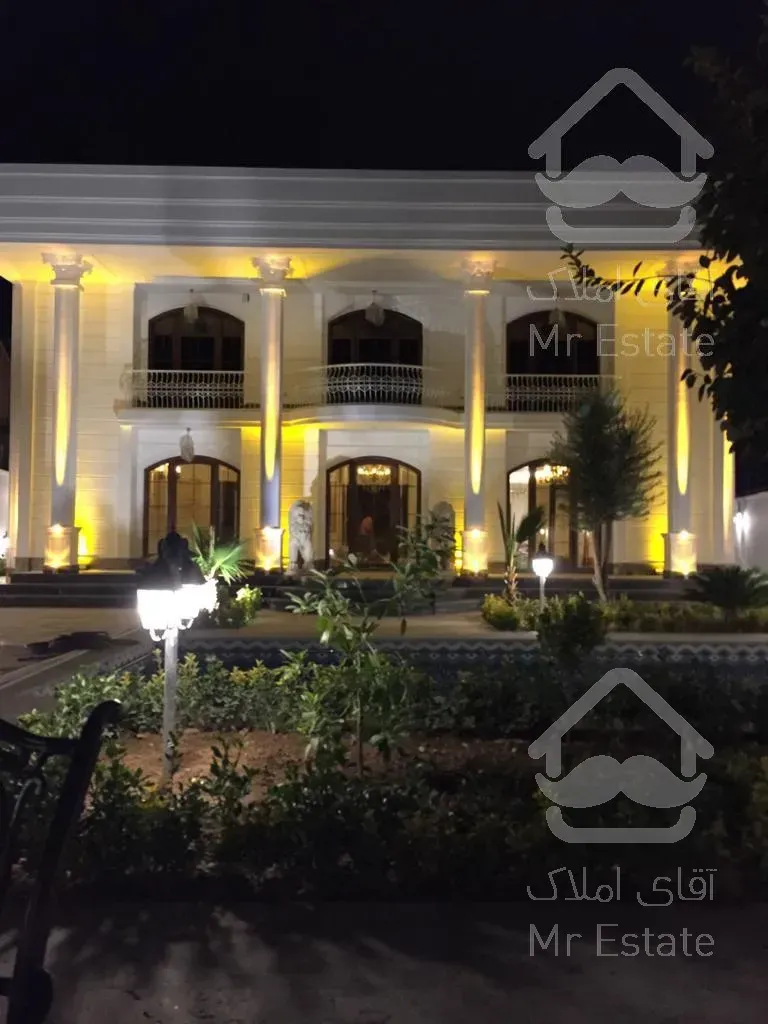 فروش ویلای ۸۹۰ متری دوبلکس کلاسیک شهرک غرب فول مشاعات